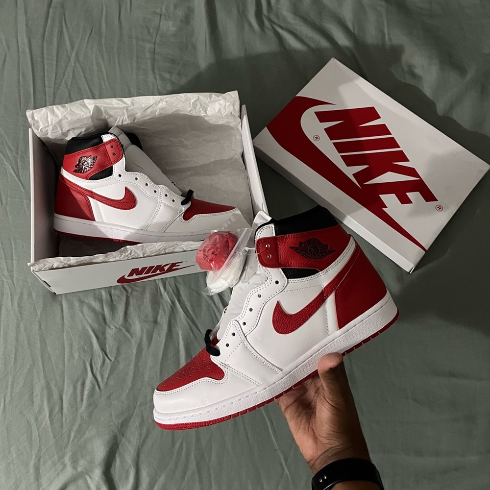 Jordan 1 Retro High OG “Heritage”